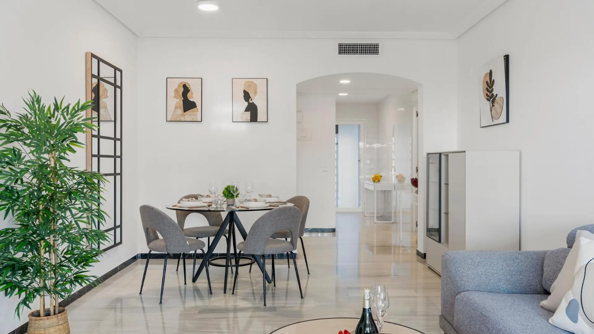 Banus Rentals Luminoso Apartamento Con Vistas Al Mar Марбелья