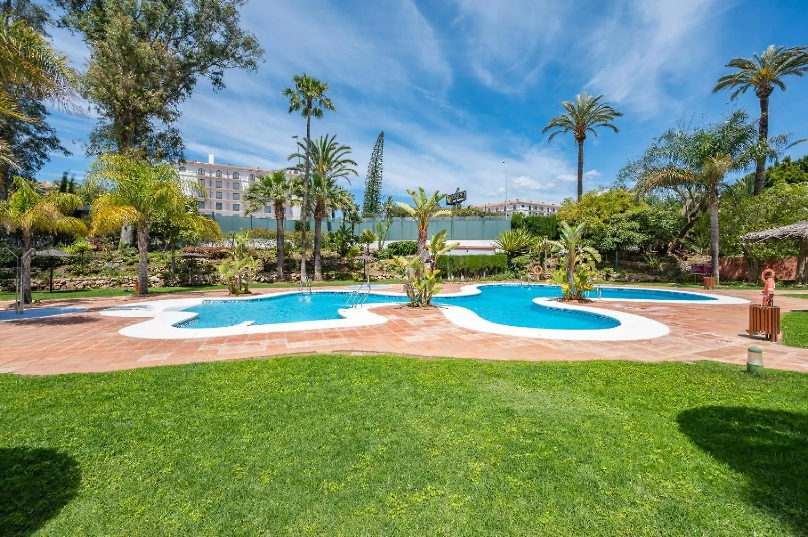 Banus Rentals Luminoso Apartamento Con Vistas Al Mar Марбелья Апартаменты
